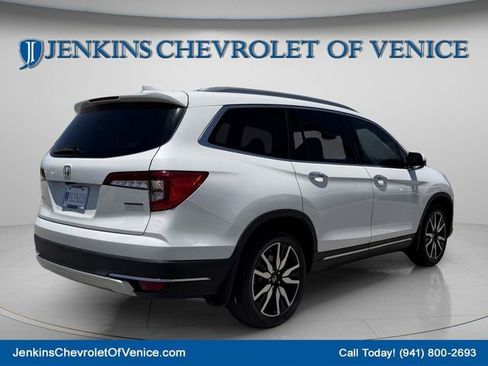 Used 2022 Honda Pilot Touring image 5