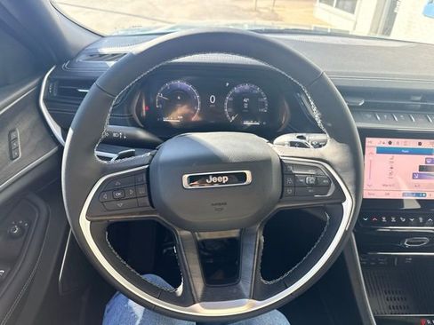 New 2026 Jeep Grand Cherokee L Limited image 21