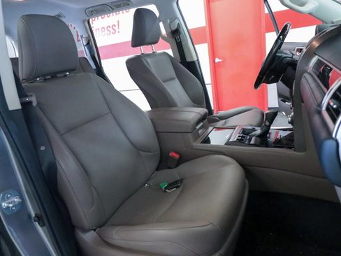 Used 2021 Lexus GX 460 Premium w/ Premium Package AWD/4WD image 23