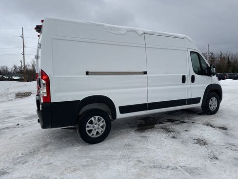 New 2026 RAM ProMaster 2500 w/ Quick Order Package 22G SLT image 9