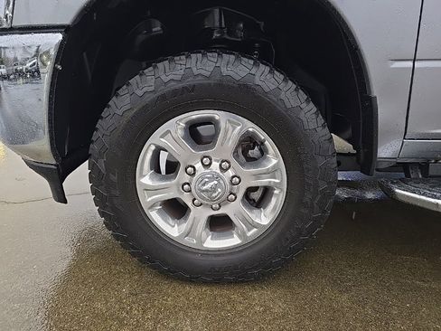 Used 2024 RAM 2500 Big Horn image 37