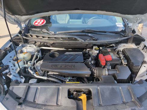 Used 2023 Nissan Rogue SV AWD/4WD image 32
