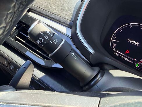 Used 2023 Acura MDX SH-AWD image 33