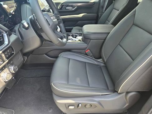 New 2026 GMC Yukon XL Elevation AWD/4WD image 9