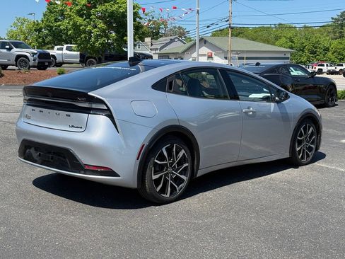 Certified 2023 Toyota Prius Prime Premium FWD image 6