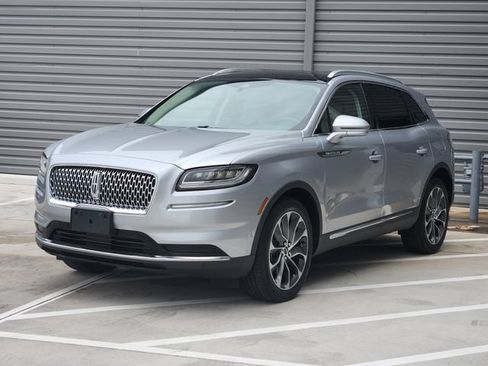 Used 2021 Lincoln Nautilus Reserve w/ Equipment Group 201A AWD/4WD image 4