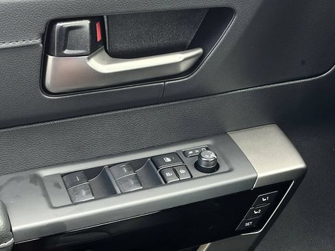 New 2026 Toyota Tundra Limited AWD/4WD image 21