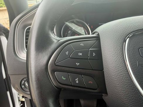 Used 2023 Dodge Charger SXT RWD image 21