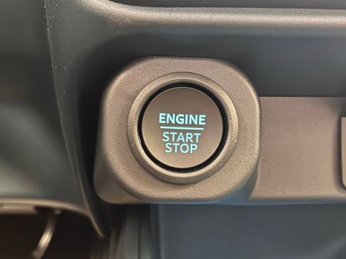 New 2025 Ford Maverick XLT w/ XLT Luxury Package image 4