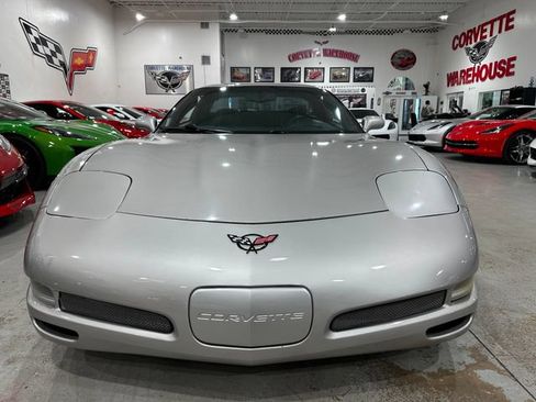 Used 2004 Chevrolet Corvette Z06 w/ Memory Package RWD image 19