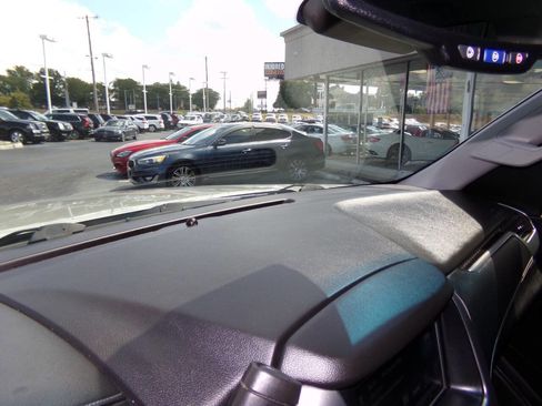 Used 2016 Chevrolet Tahoe LT image 53