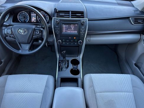 Used 2017 Toyota Camry XLE image 4