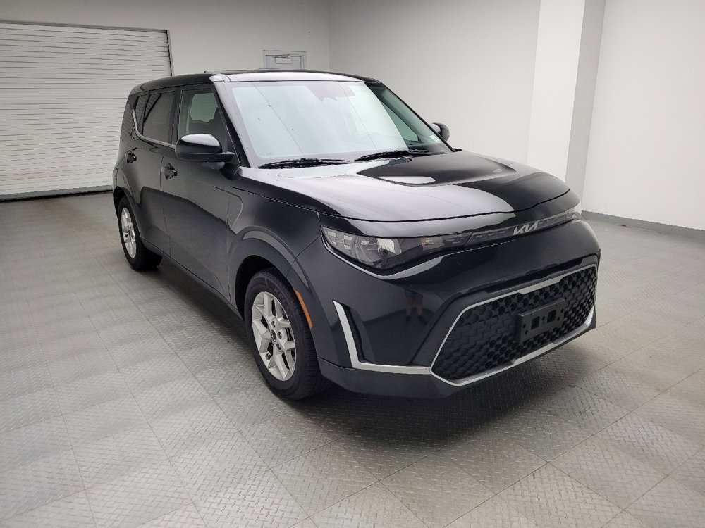 Used 2023 Kia Soul LX w/ Option Group 015 FWD image 13
