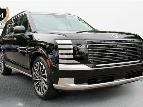 Used 2026 Hyundai Palisade Calligraphy AWD/4WD image 7