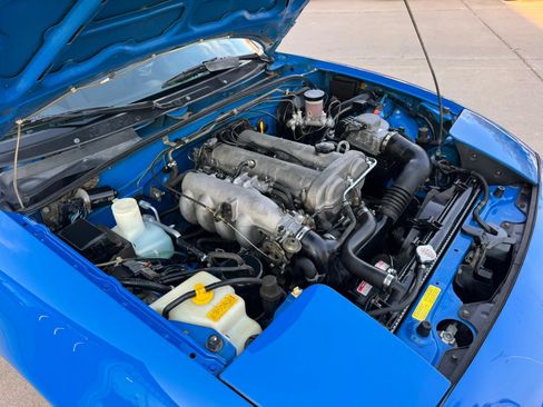 Used 1990 MAZDA MX-5 Miata RWD image 30