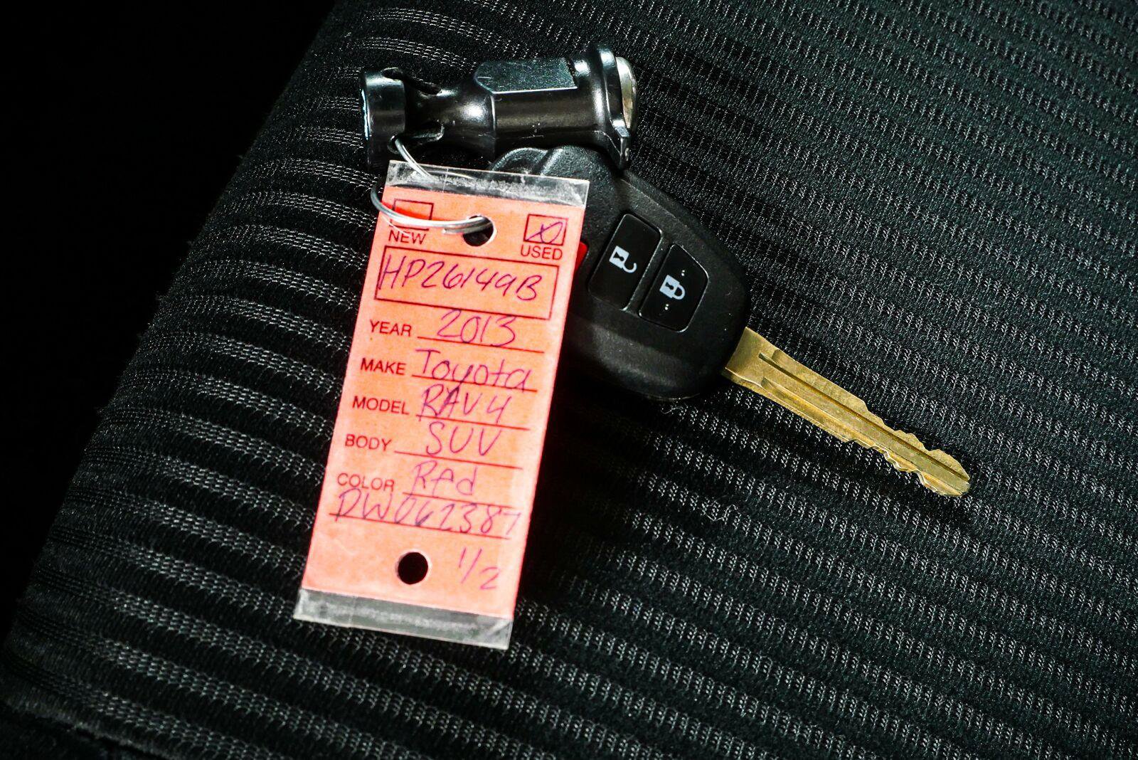 Used 2013 Toyota RAV4 XLE FWD image 35
