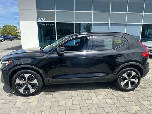 Used 2026 Volvo XC40 B5 Core w/ Protection Package Premier AWD/4WD image 6