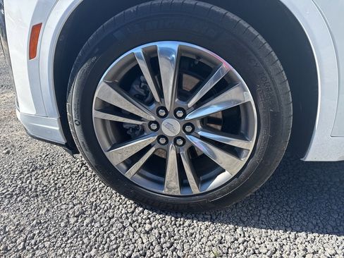 Used 2021 Cadillac XT6 Premium Luxury image 11