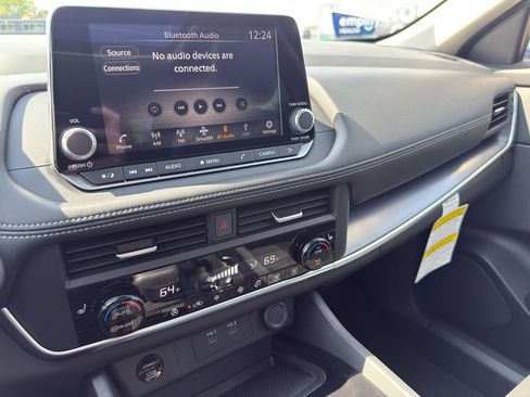 New 2026 Nissan Rogue SV w/ SV Premium Package image 21