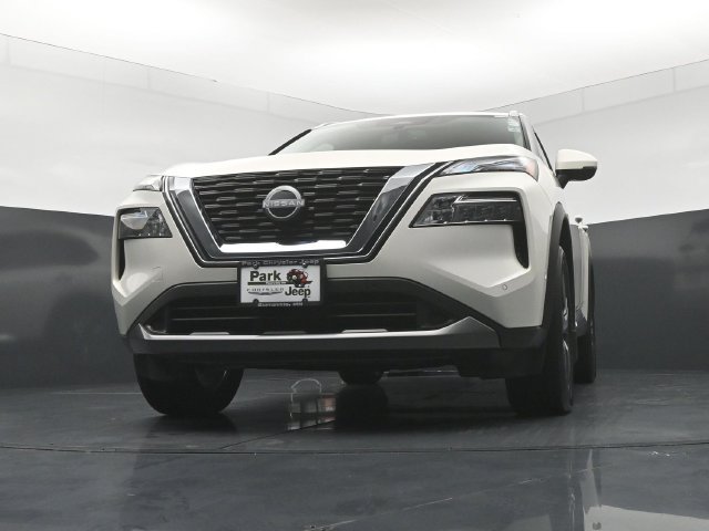 Used 2023 Nissan Rogue SL w/ SL Premium Package AWD/4WD image 19