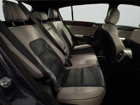 Used 2018 Kia Sportage EX w/ EX Sport Appearance Package AWD/4WD image 13