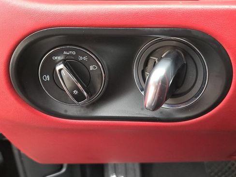 Used 2021 Porsche Macan GTS AWD/4WD image 28