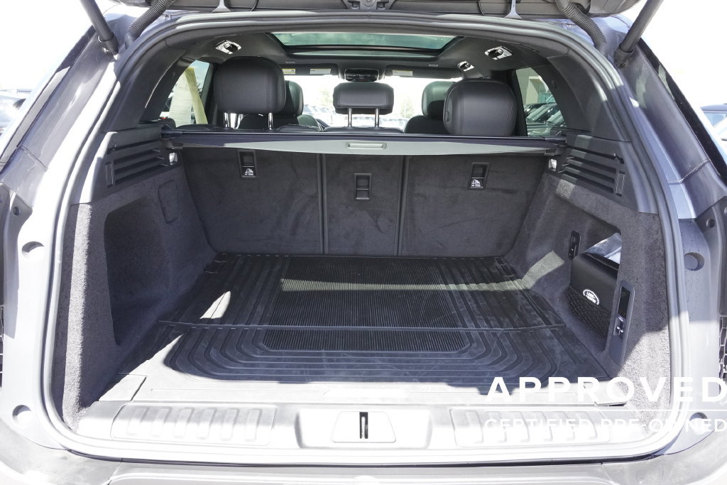 Used 2025 Land Rover Range Rover Sport SE AWD/4WD image 31