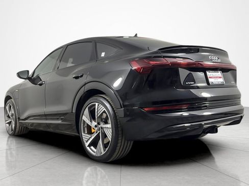 Used 2023 Audi e-tron Prestige AWD/4WD image 3