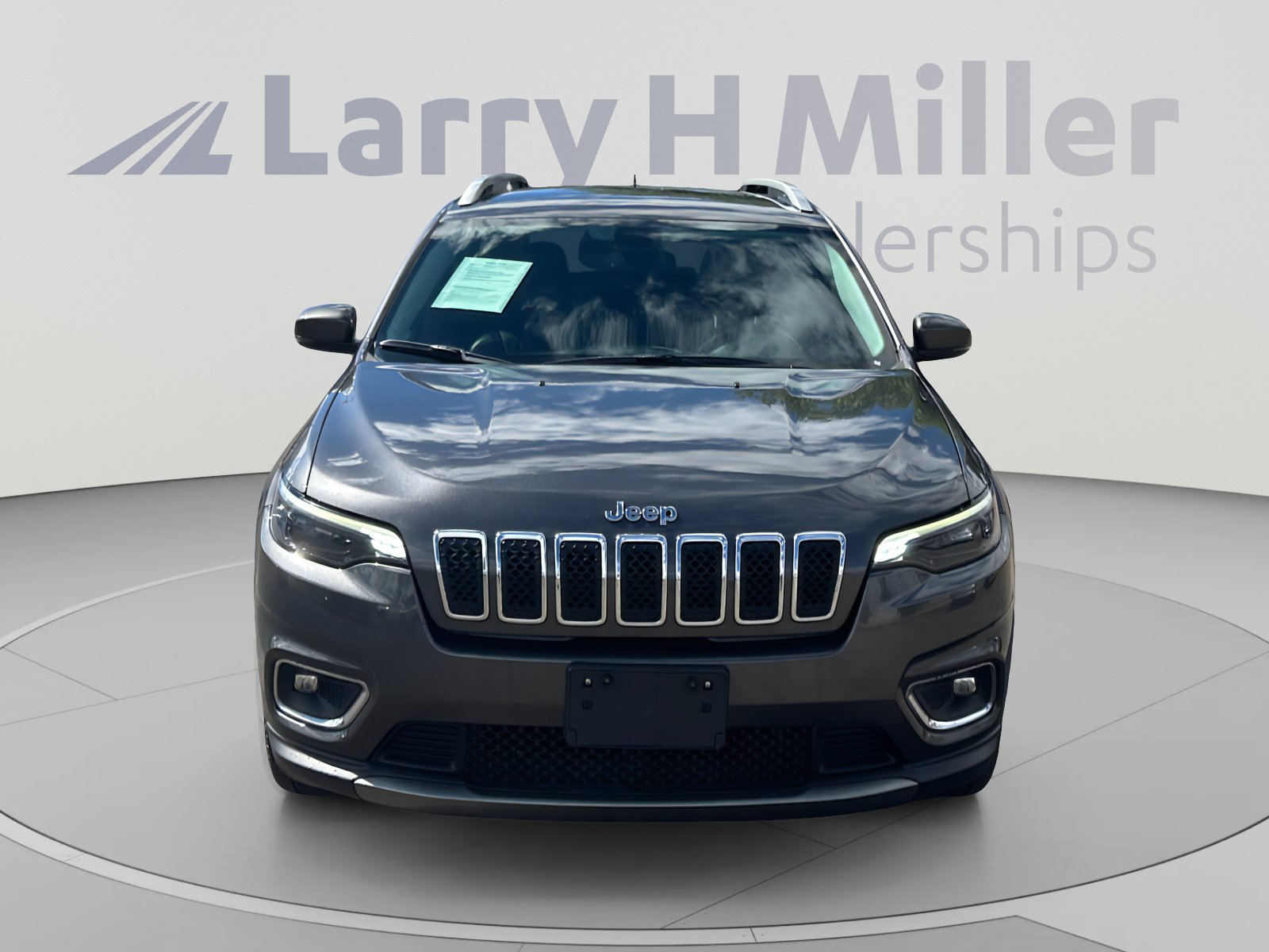 Used 2020 Jeep Cherokee Limited FWD image 8
