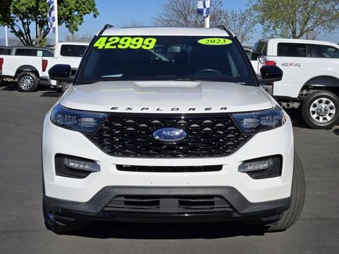 Certified 2023 Ford Explorer ST-Line w/ Class IV Trailer Tow Package AWD/4WD image 3