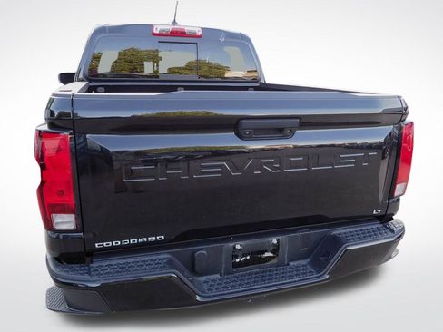 Used 2024 Chevrolet Colorado LT w/ LT Convenience Package AWD/4WD image 6
