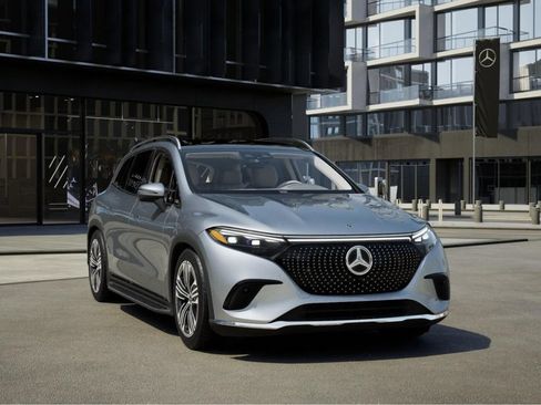 New 2026 Mercedes-Benz EQS 400 4MATIC SUV image 9