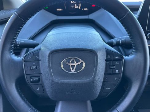 Used 2024 Toyota Prius LE FWD image 26