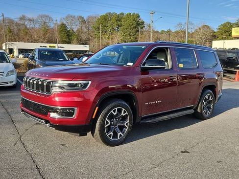 Used 2023 Jeep Wagoneer Series III w/ Convenience Group I image 3