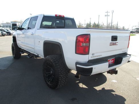Used 2016 GMC Sierra 2500 Denali image 9