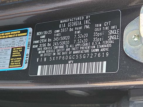 Used 2025 Kia Telluride S AWD/4WD image 26