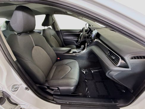Used 2023 Toyota Camry LE FWD image 28