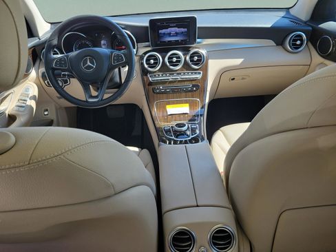 Used 2018 Mercedes-Benz GLC 300 image 12
