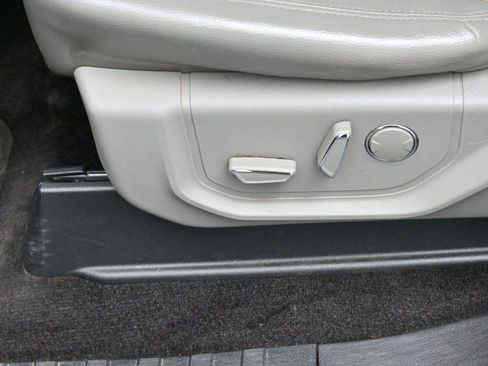 Used 2016 Ford F150 Lariat w/ Trailer Tow Package image 13