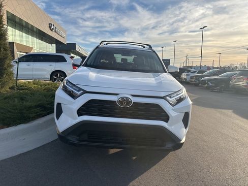 Used 2024 Toyota RAV4 XLE image 2