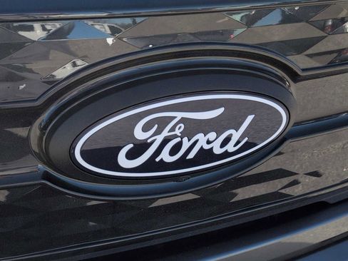 New 2025 Ford F150 Lightning Platinum image 17