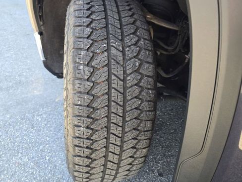 Certified 2023 GMC Sierra 1500 SLT w/ SLT Premium Package AWD/4WD image 31