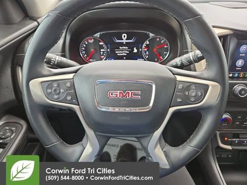 Used 2023 GMC Terrain Denali w/ Denali Premium Package AWD/4WD image 17