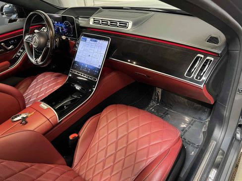 Used 2023 Mercedes-Benz S 580 4MATIC Sedan image 4