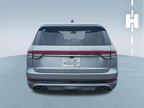 Used 2021 Lincoln Aviator Grand Touring w/ Equipment Group 302A AWD/4WD image 4