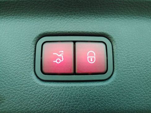 Used 2022 Mercedes-Benz S 500 4MATIC image 32