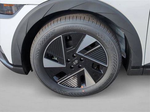 New 2026 Hyundai Ioniq 5 SE image 10