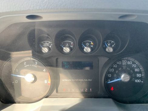 Used 2016 Ford F550 4x4 SuperCab Super Duty image 12