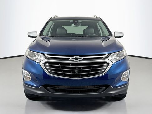 Used 2020 Chevrolet Equinox Premier FWD image 2