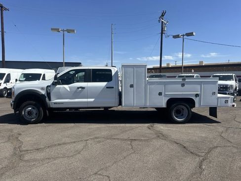 New 2025 Ford F550 4x4 Crew Cab Super Duty image 4
